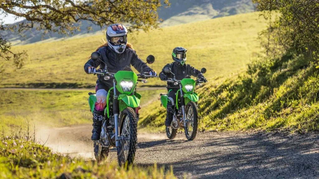2025 Kawasaki KLX 230 लॉन्च भारत में, दमदार 233cc इंजन और ₹1.99 लाख कीमत के साथ
